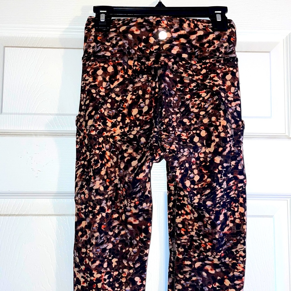 Lululemon Invigorate Leggings with pockets. Size 2